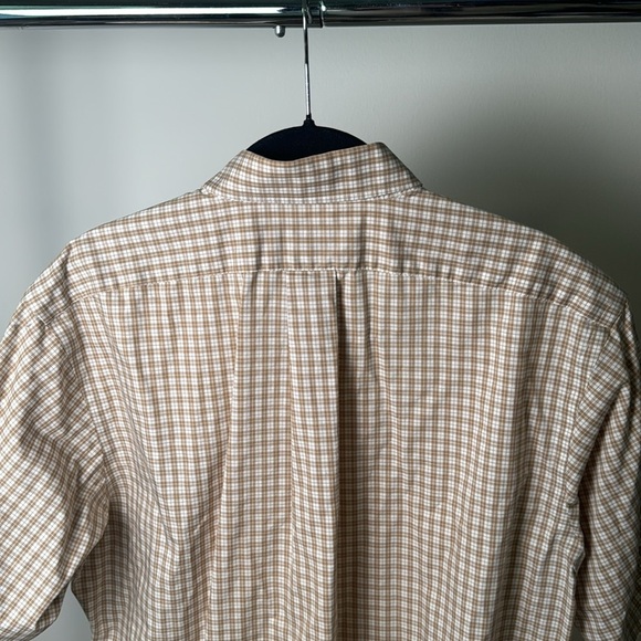 Eddie Bauer Plaid Short Sleeve Wrinkle Resistant Relaxed Fit Button Down Shirt - Picture 6 of 7